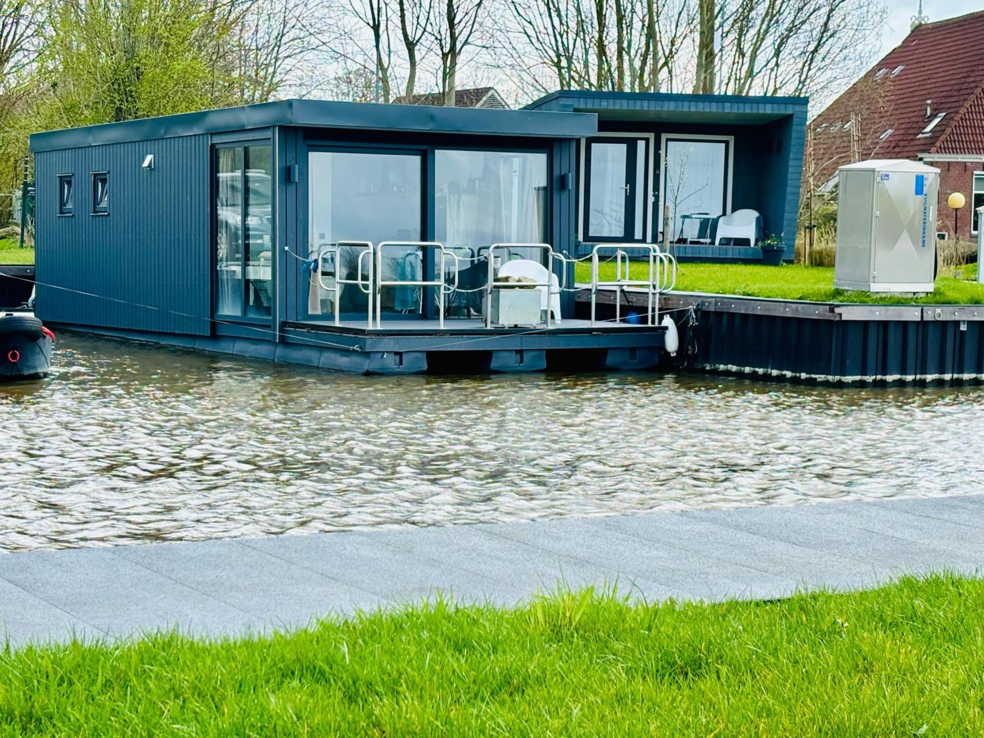 Uniek Overnachten In Een Tiny House Op De Appelhof Wommels Buitenkant foto